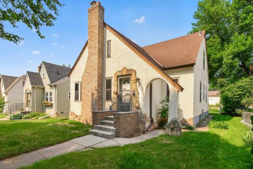 5332 14th Avenue S, Minneapolis, MN 55417