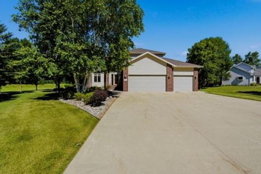 41 Westwood Drive, Mayville, ND 58257