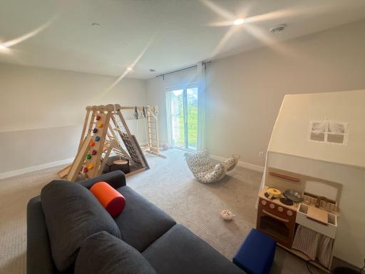 18120 Gavel Lane, Lakeville, MN 55044