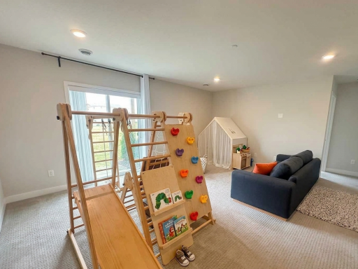 18120 Gavel Lane, Lakeville, MN 55044