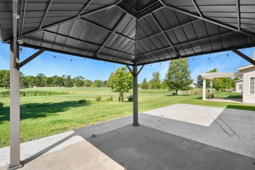 2853 35th Street S, Moorhead, MN 56560
