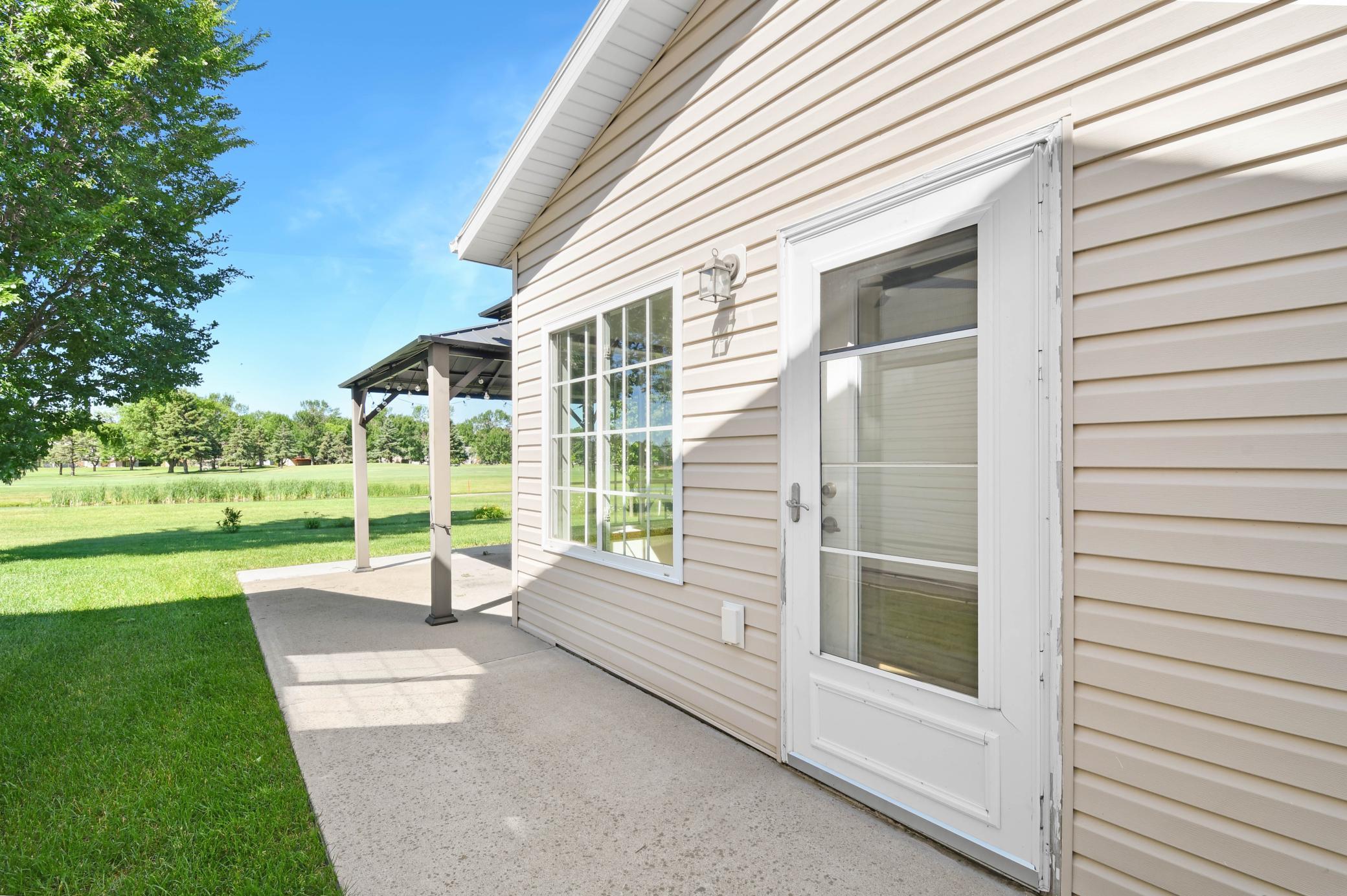 Side door to sunroom