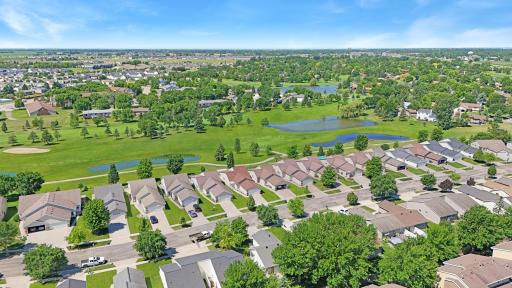 2853 35th Street S, Moorhead, MN 56560