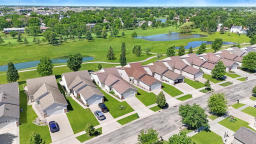 2853 35th Street S, Moorhead, MN 56560