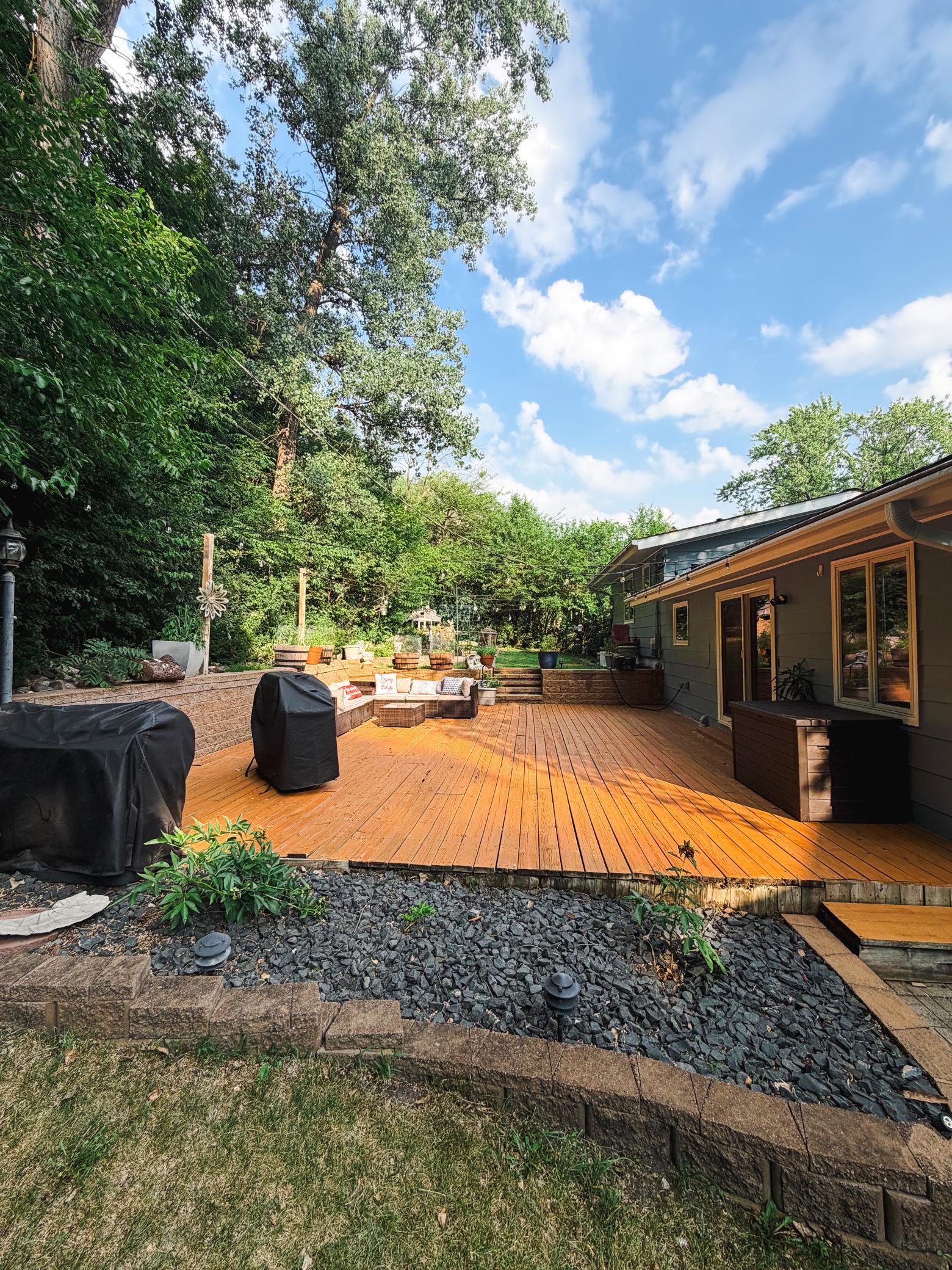 Perfect spot for outdoor entertaining!
