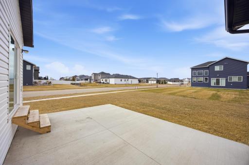 2595 72 Avenue S, Fargo, ND 58104