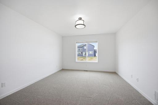 2595 72 Avenue S, Fargo, ND 58104