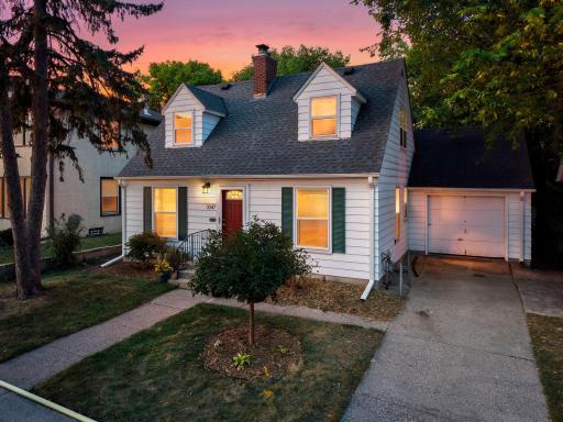 1-web-or-mls-1047 Dayton Ave-241_2.jpg
