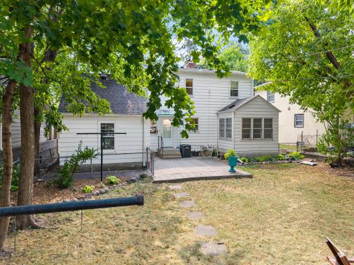 66-web-or-mls-1047 Dayton Ave-276.jpg