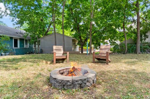 50-web-or-mls-1047 Dayton Ave-181.jpg