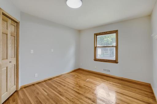 900 W 84th St - Web Quality - 009 - 09 Bedroom.jpg