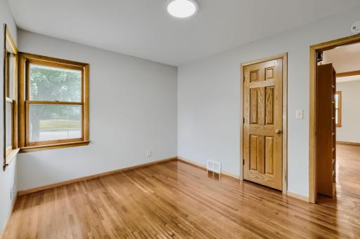 900 W 84th St - Web Quality - 008 - 08 Bedroom.jpg