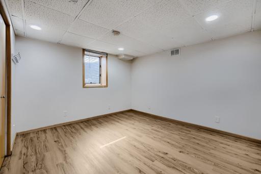 900 W 84th St - Web Quality - 010 - 10 Bedroom.jpg