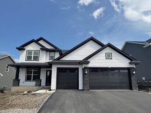 Welcome to 676 Sierra Pkwy! (Photo is of the actual home.)
