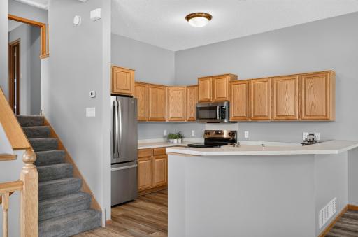 20053 Heritage Drive, Lakeville, MN 55044