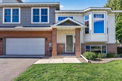 20053 Heritage Drive, Lakeville, MN 55044