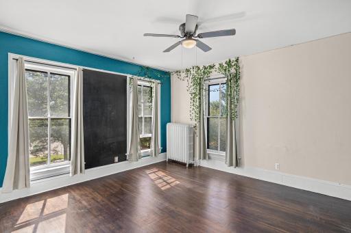 1629 Bryant Avenue N, Minneapolis, MN 55411