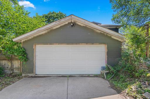 1629 Bryant Avenue N, Minneapolis, MN 55411