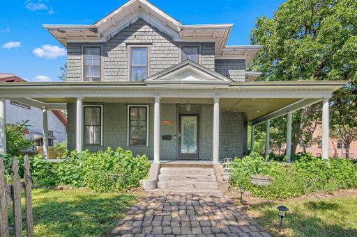 1629 Bryant Avenue N, Minneapolis, MN 55411