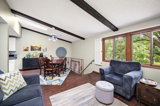 8723 Maplebrook Parkway N, Minneapolis, MN 55445