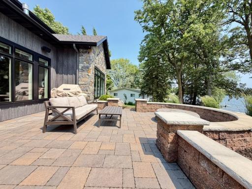 25274 Newport Beach Road, Detroit Lakes, MN 56501