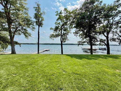 25274 Newport Beach Road, Detroit Lakes, MN 56501