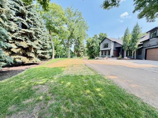 25274 Newport Beach Road, Detroit Lakes, MN 56501