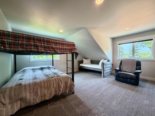 25274 Newport Beach Road, Detroit Lakes, MN 56501