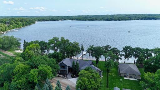 25274 Newport Beach Road, Detroit Lakes, MN 56501