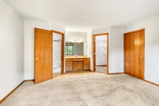 1637 Long Bridge Road, Detroit Lakes, MN 56501