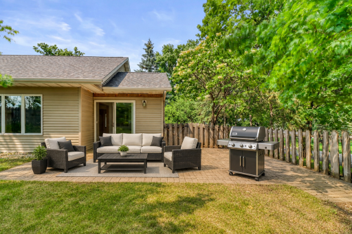 1637 Long Bridge Road, Detroit Lakes, MN 56501