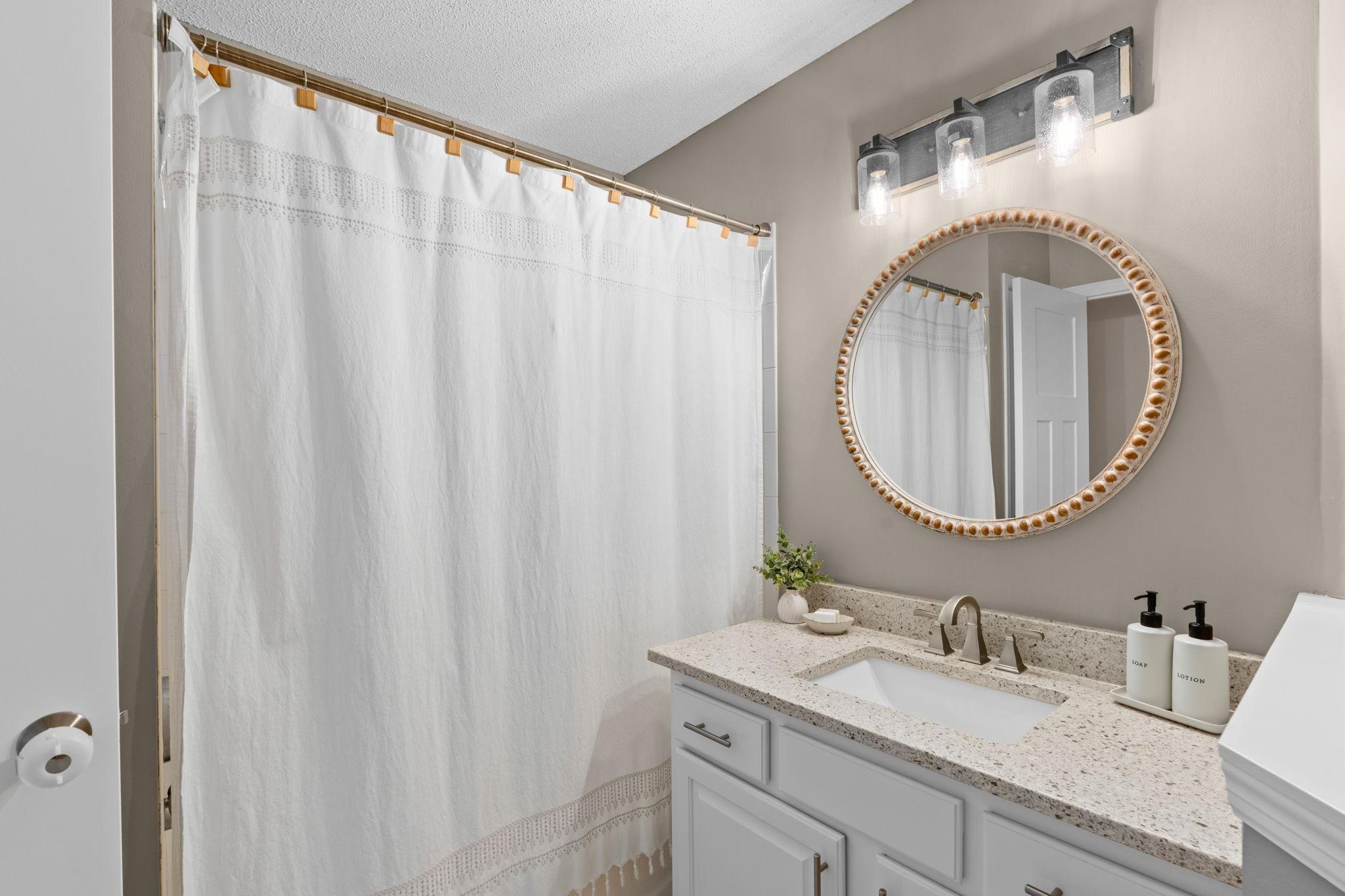 42-web-or-mls-9148 211th St W-51.jpg