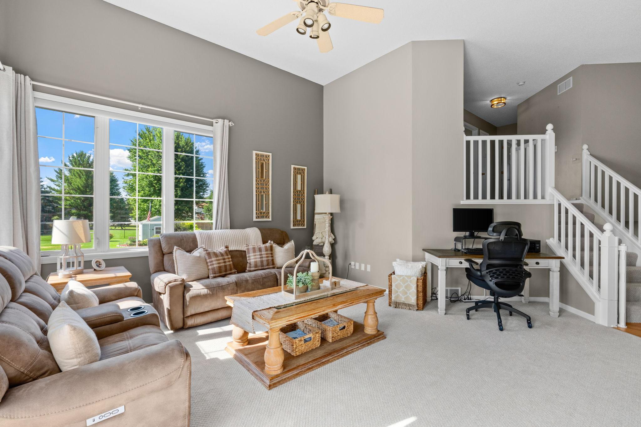 27-web-or-mls-9148 211th St W-36.jpg