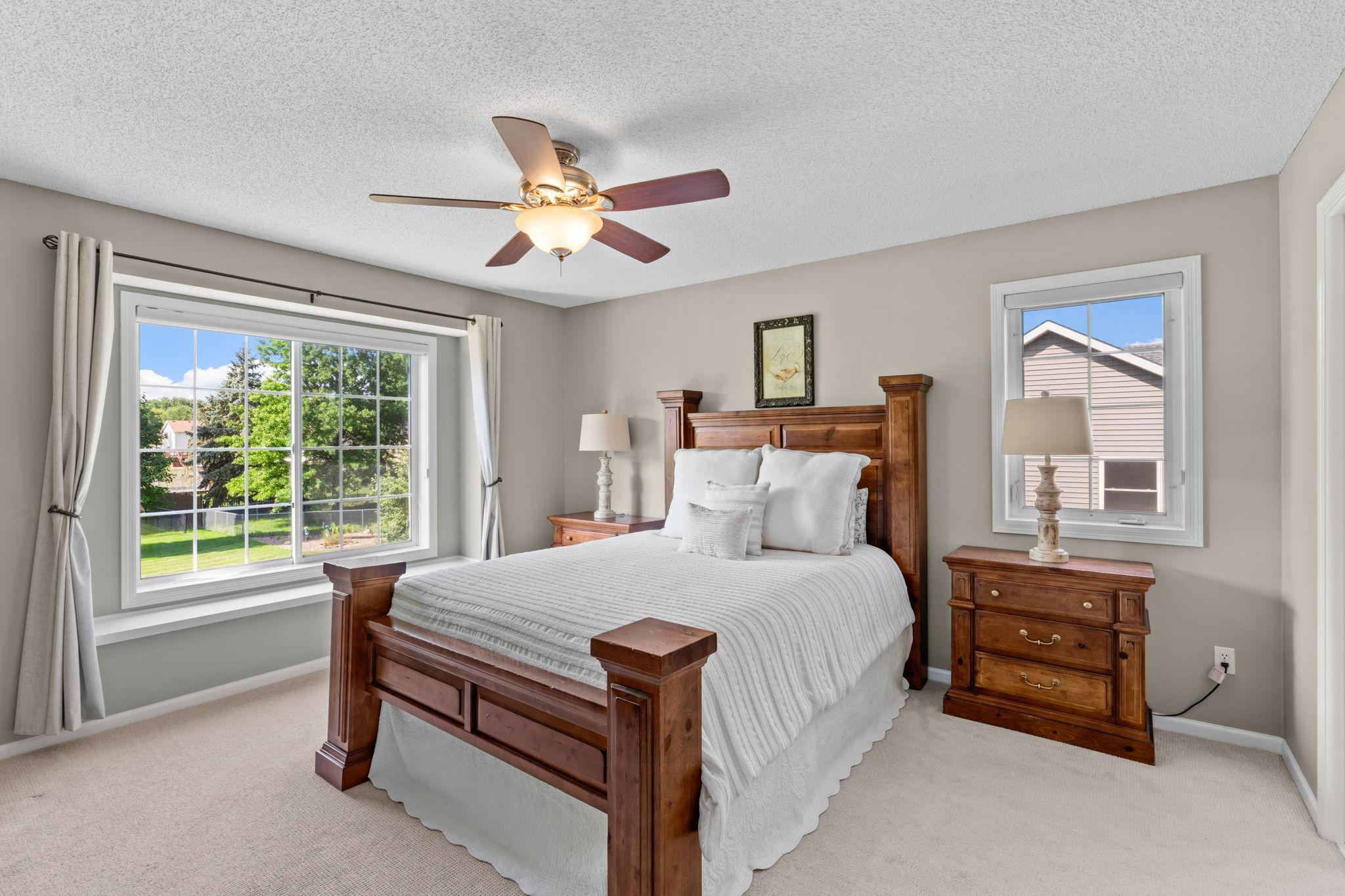 31-web-or-mls-9148 211th St W-40.jpg