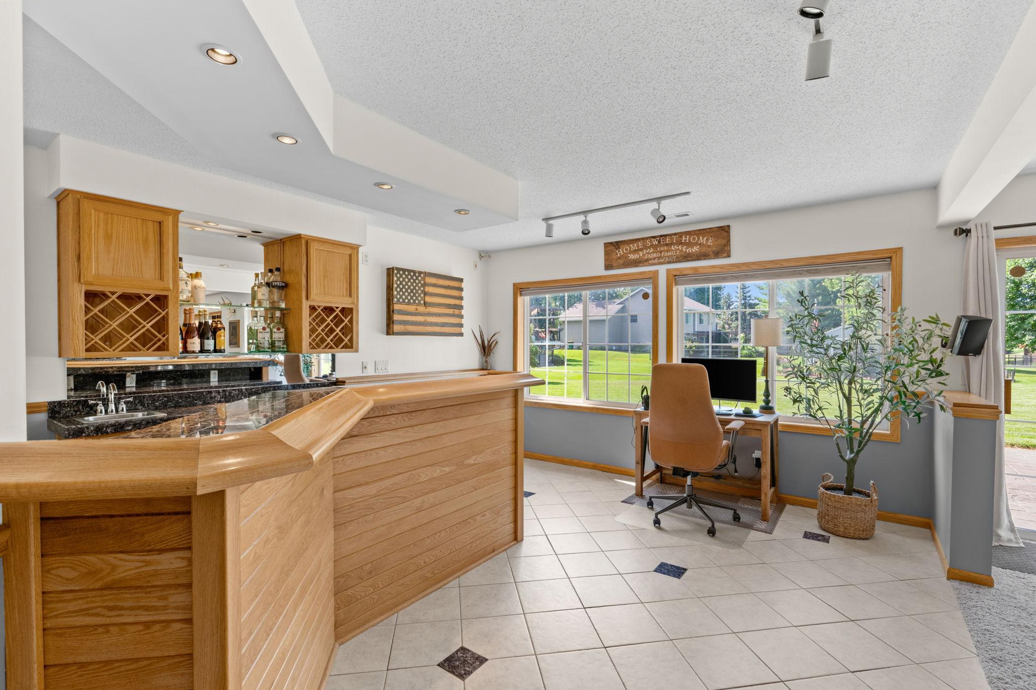 46-web-or-mls-9148 211th St W-55.jpg