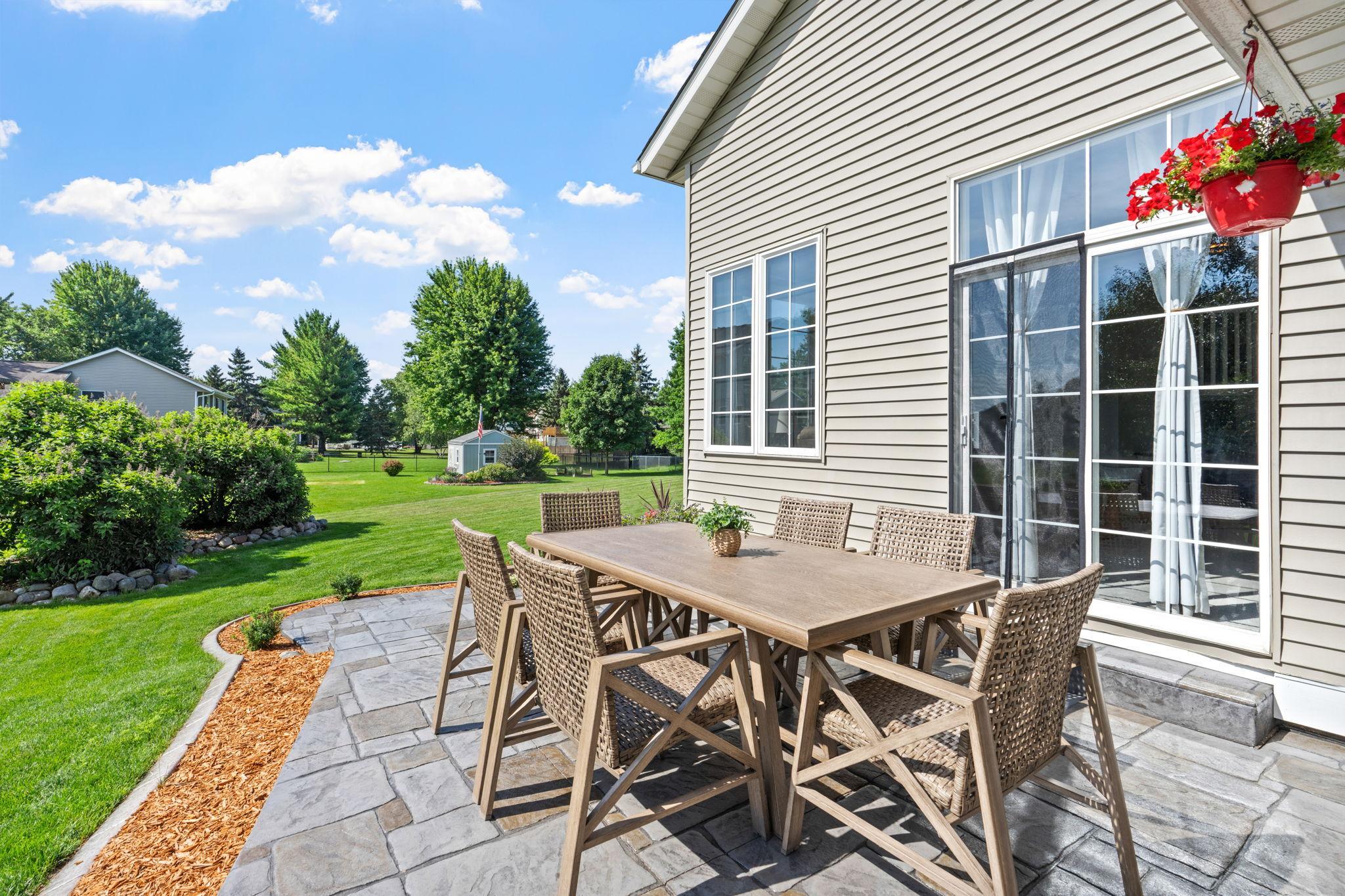 7-web-or-mls-9148 211th St W-5.jpg