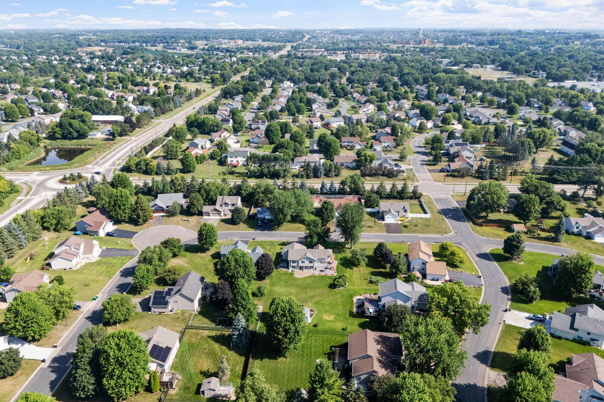 54-web-or-mls-9148 211th St W-18.jpg