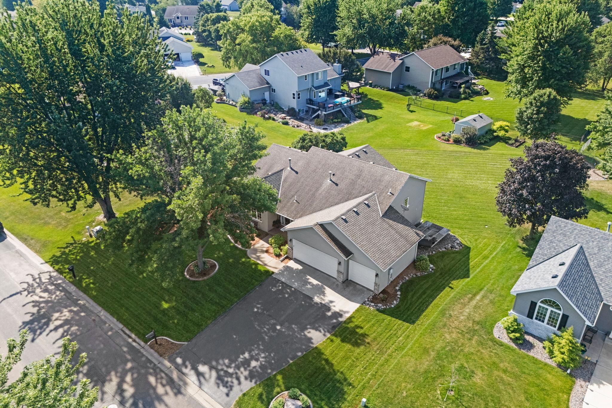 57-web-or-mls-9148 211th St W-21.jpg