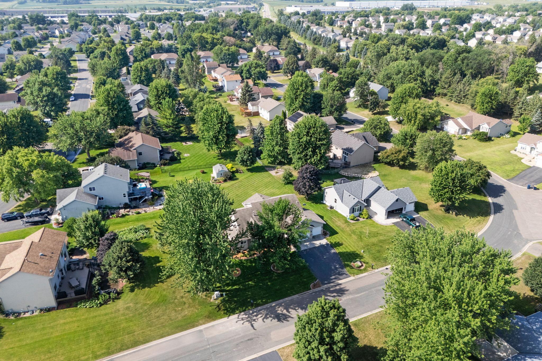 53-web-or-mls-9148 211th St W-16.jpg