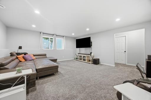 5848 Deb Drive W, West Fargo, ND 58078