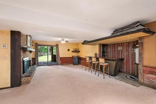 Walkout door from recreation/family room to rear yard