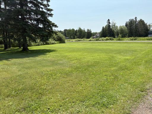 49 E Highway 61, Esko, MN 55733