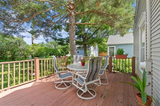 Imagine summer evenings with family & friends for BBQ's on lovely private deck