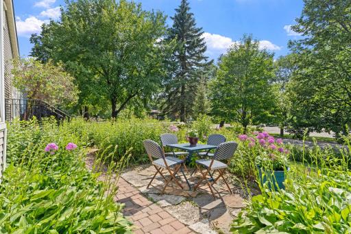 Pavered patio ready for your favorite card game