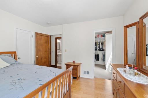 1820 Holton Street, Falcon Heights, MN 55113