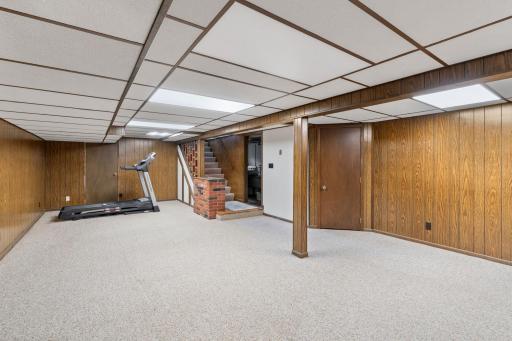 1820 Holton Street, Falcon Heights, MN 55113