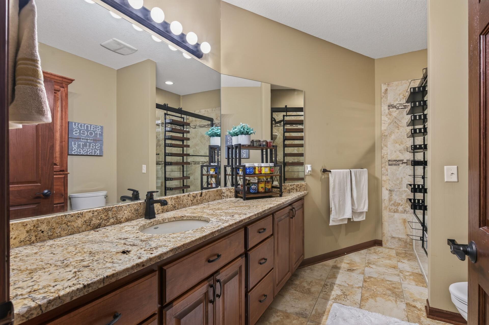16_14371_Naples16_mls.jpg