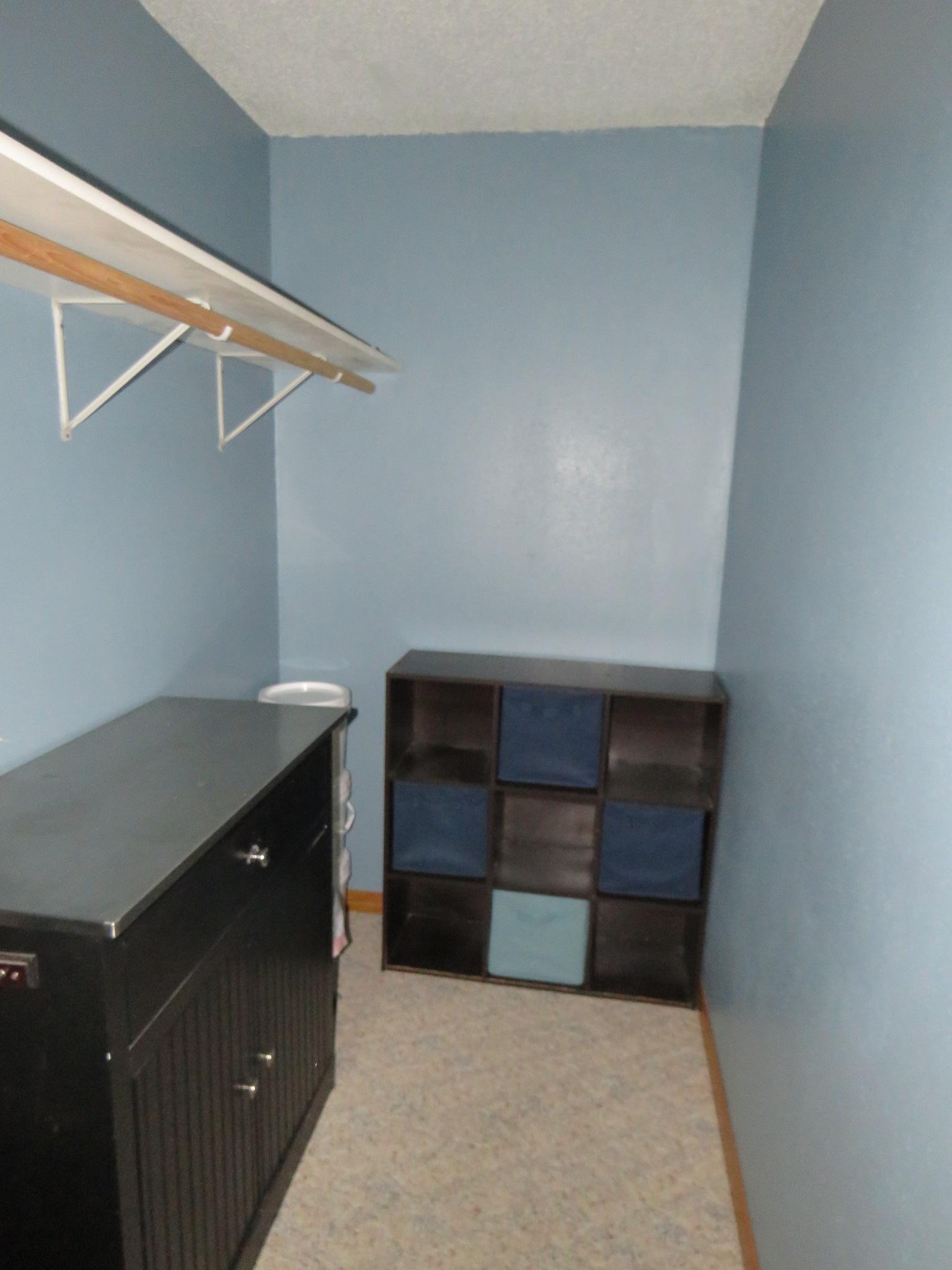 4th Bedroom Walk-in Closet