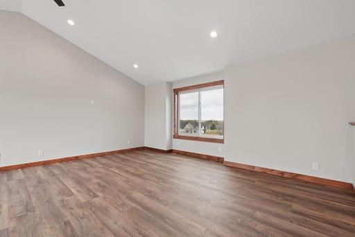 222 Eagle Ridge Drive, Roberts, WI 54023