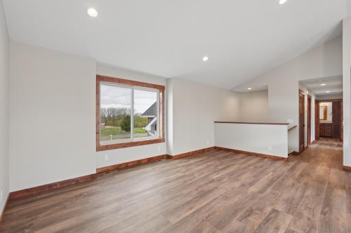 222 Eagle Ridge Drive, Roberts, WI 54023